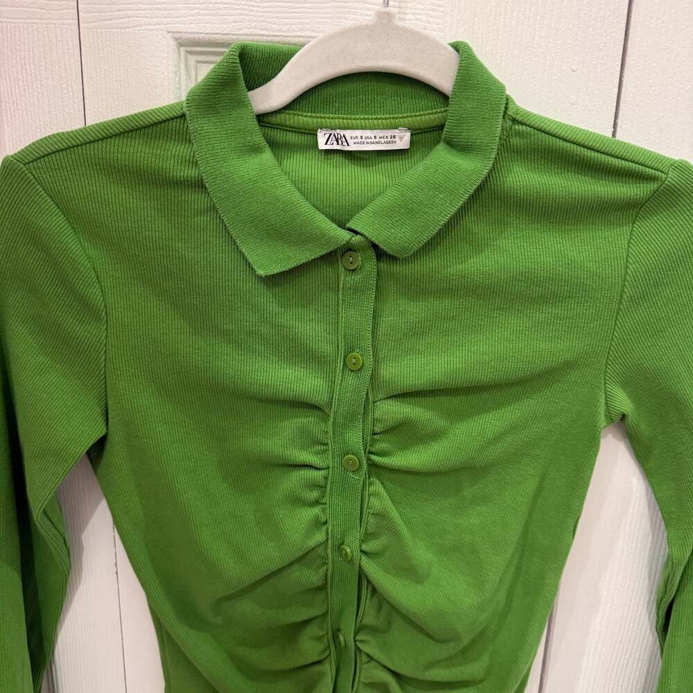 Zara Green Ribbed Ruched Polo Top - Picture 2 of 4